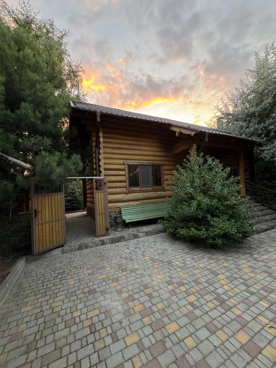 More Nadezhd Sanzhiyka Exterior foto